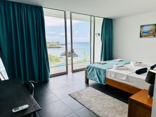 Vila Franca do Campo Resort | Marina Mar II