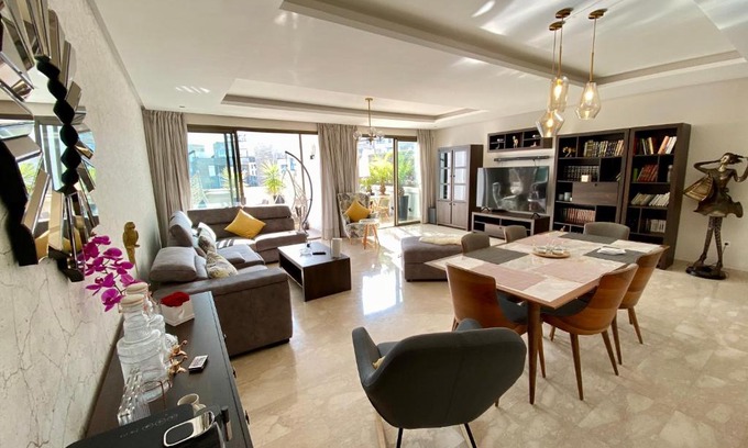 Bab al-Bahr Apartment | Marina Rabat Luxury Apartment- 200 m2