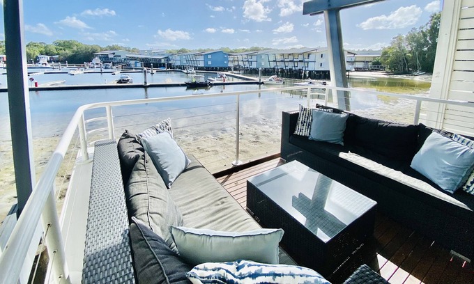 Gold Coast Apartment | Marine View 1 Bed Apartment - Sleeps up to 6 - Couran Cove Resort