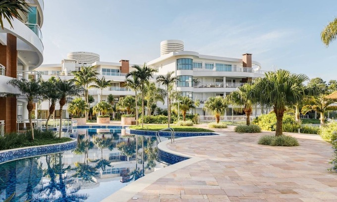 Ponta das Canas Apartment | Marine Home & Resort - 4Q Penthouse on the Sand