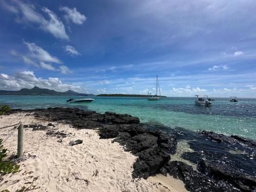 Pointe D'esny House | Marine House Pointe d'Esny