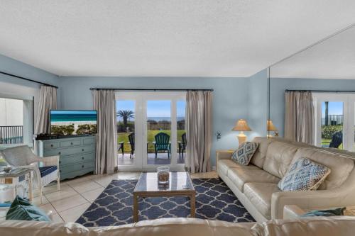 Biltmore Beach House | Mariner East 110