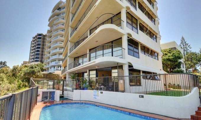 Buddina Apartment | Mariner Point Unit 6 on Point Cartwright
