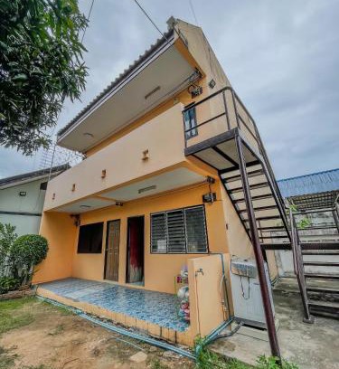 Sattahip Apartment | Mario Guest House