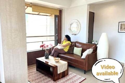 Pali Hill Apartment | Marita 701 Bandra beauty 2 bed 2 Bath Sea view Parking