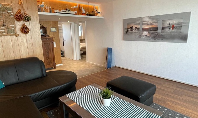 Sahlenburg Apartment | Maritime vacation apartment for 4 people with panoramic sea view and swimming pool