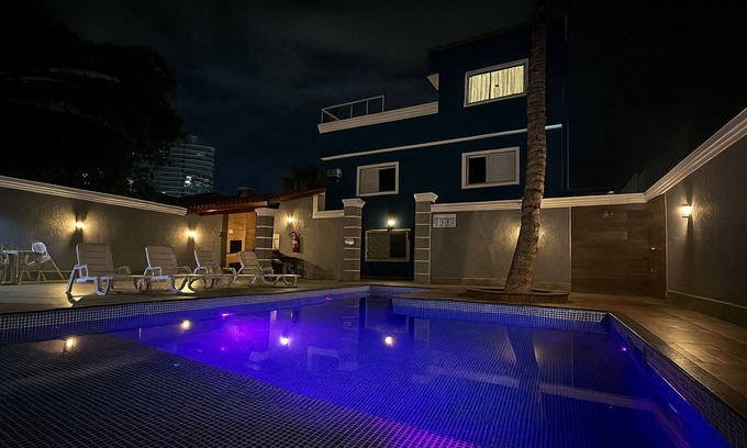 Enseada Apartment | Marmeu Enseada com jacuzzi aquecida