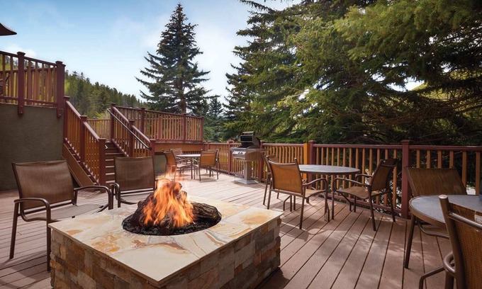 Vail Condo | Marriott's StreamSide - Evergreen | 2 BR Villa