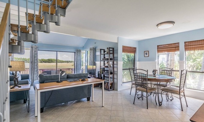 Saint Helena Island Villa | Marsh Haven - Beautiful marsh view, center island, walk to the beach, 236 Tennis Villa