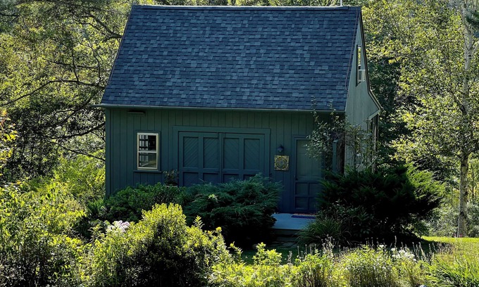 Bath Cottage | Marsh View Cottage in Arrowsic is a perfect nature getaway w/nearby amenities