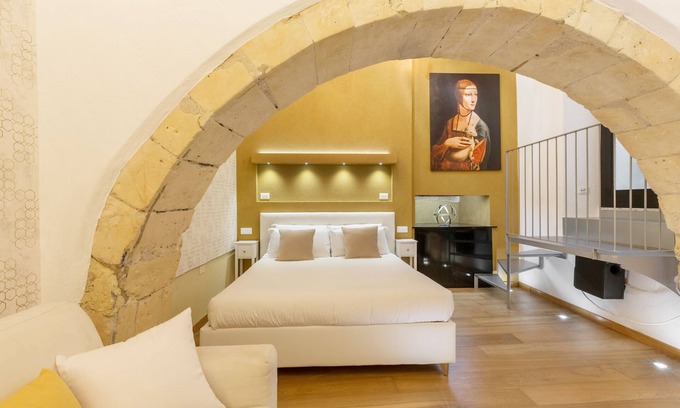 Historic Castle District House | Martini Rooms Castello