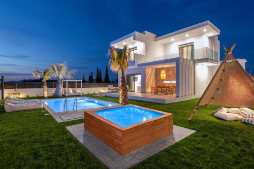 Petaloudes Villa | Martini Villas