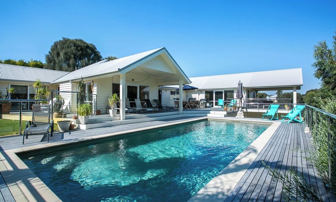 Portsea House | Martins Retreat: 5 BR, 3 BA in Portsea, Sleeps 10