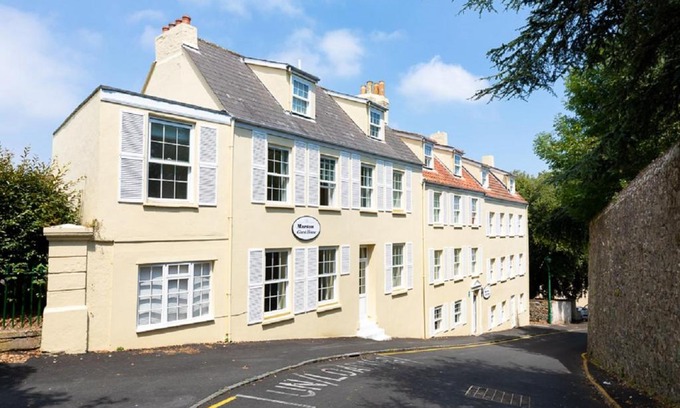 St. Peter Port House | Marton Guest House