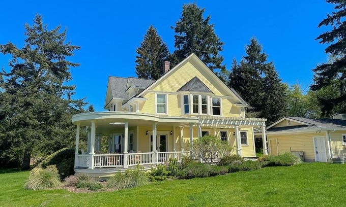 Langley House | Marty's Place