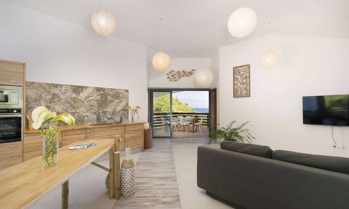 Punaauia Apartment | Maruapo Guest House - Ocean View