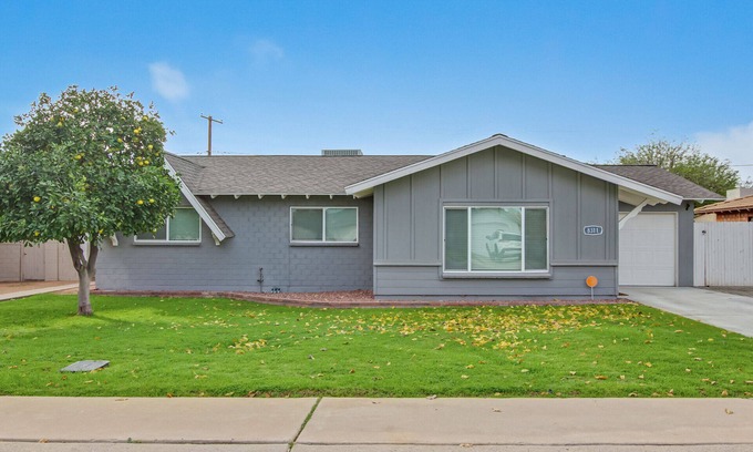 Scottsdale Estates Nine House | Marvelous 3 Bedroom Home w/Pool