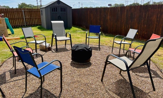 Lubbock House | Marvelous 4-bedroom 8+ person house with AC in Lubbock
