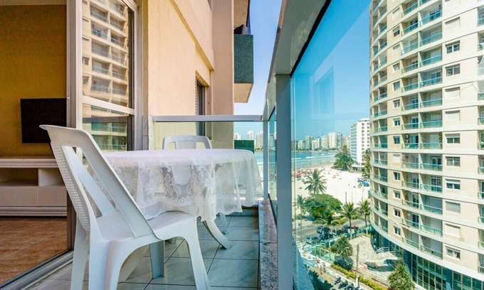 Pitangueiras Apartment | Marvelous apartment with ocean view in Pitangueira