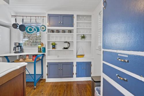 Vilano Beach Apartment | Marvelous Mermaid Bungalow, Dog-Friendly Upstairs Apt in Prime Vilano Beach