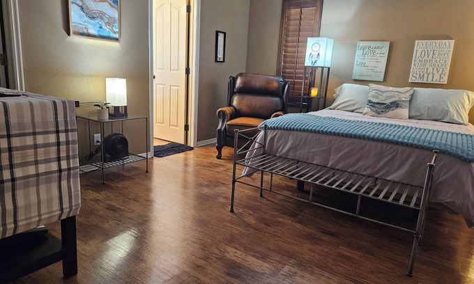 Santa Clara Apartment | Marvelous studio with AC in Santa Clara, close to PGA, Tuachan, and Snow Canyon!