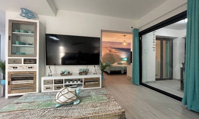 Villaverde Apartment | MarVillaFuerte - One Bedroom Apartment, Sleeps 4