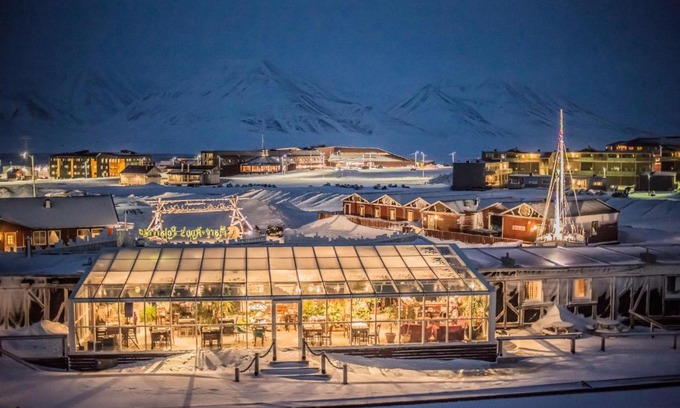 Longyearbyen Hotel | Mary-Ann's Polarrigg
