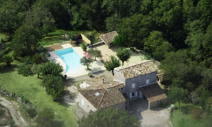 Labeaume House | Mas 500m from Labeaume and the river, in a quiet location! Le Mas de Midygane
