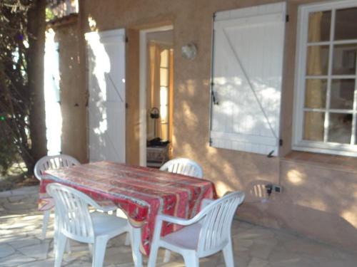 La Croix-Valmer House | Mas avec 3 chambres, jardin, piscine, tennis et proche plage à La Croix-Valmer - FR-1-100-152