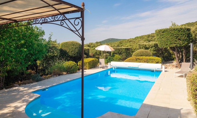 Saint-Martin-de-Londres Villa | Mas de Bouis: Hi-Spec 6bdrm Villa⭐️Views⭐️Heated Pool⭐️Boules⭐️Playgrnd⭐️Grounds