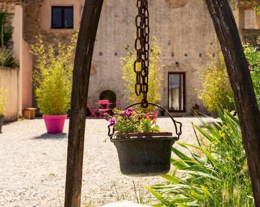 Galargues House | Mas du Cres Gîte
