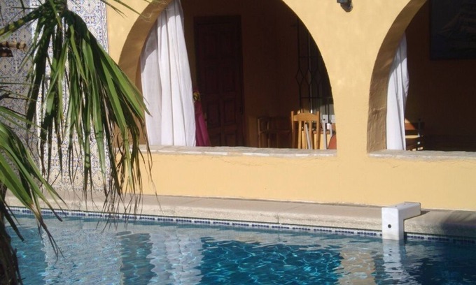 Capmany Bed & Breakfast | Mas en Pleine Campagne Isolé Piscine