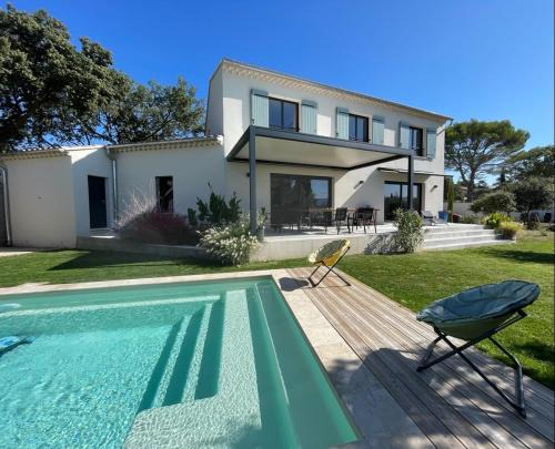 Cabrieres-d'Avignon Villa | Mas Mayflower