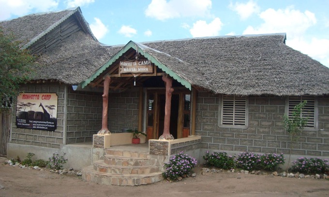 Ololaimutiek RV Rental | Masai Mara Manyatta Camp