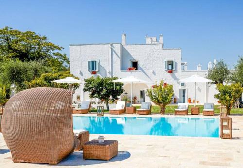 Polignano a Mare Villa | Masseria Lamacerase By Raro Villas