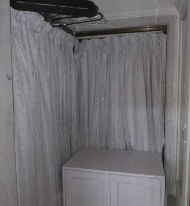 Khar Apartment | Master bedroom 1 a