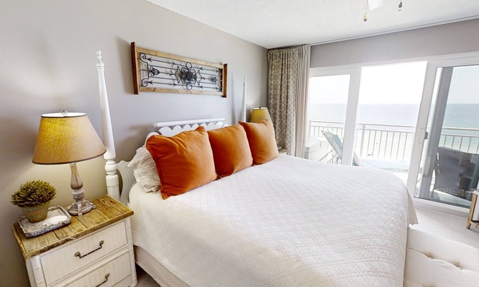 Gulf Lagoon Beach Condo | Master Gulf View Upgraded in 2023 Free round of Golf & Activities Every Day!