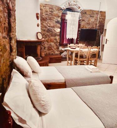 Mesta House | Mastic castle house
