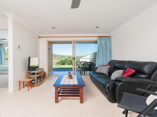 Nelson Bay Apartment | Matador Flat Pet Friendly Accommodation