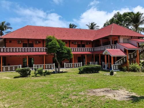 Pulau Perhentian Kecil Hotel | Matahari Long Beach