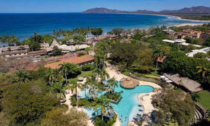Tamarindo Condo | Matapalo Diria 103 - Luxury 2BR Pool & Beachside