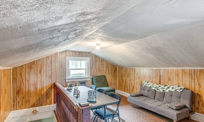Matewan House | Matewan Vacation Rental Near Devil Anse Trail!