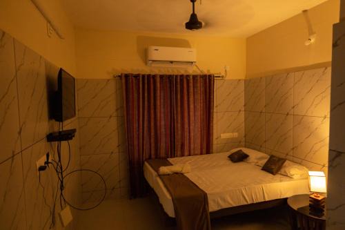 Ponmundi Apartment | Matha Tourist Home