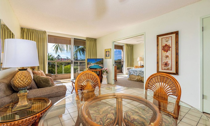 Kihei Condo | Maui Banyan #H-405 Partial Ocean View, Great Location, Near Kam II Beach