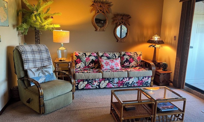 Kihei Condo | Maui Kamaole B-206 A/C Tropical Garden View, Full A/C, Across Kamaole Bch III