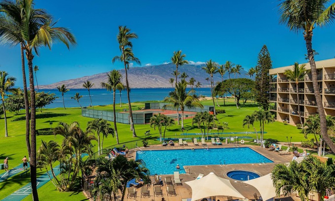 Kihei Condo | Maui Sunset #B-417 Spacious, Renovated Unit, Oceanfront Complex, Full A/C