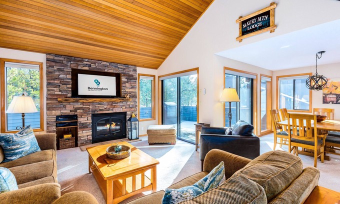 Deer Park House | Maur32 - Spacious Home in a Serene Location