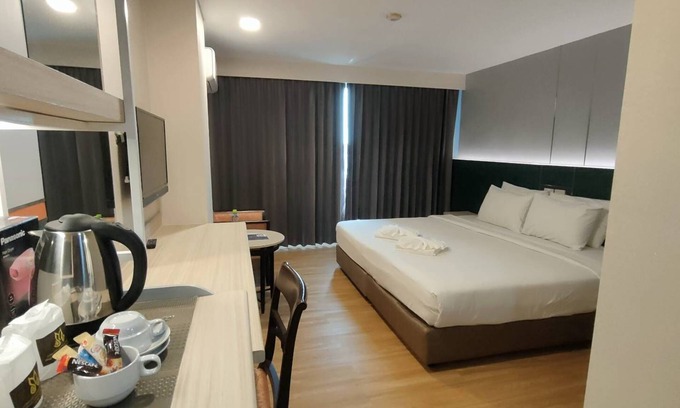 Phitsanulok Hotel | Mayflower Grande Hotel Phitsanulok