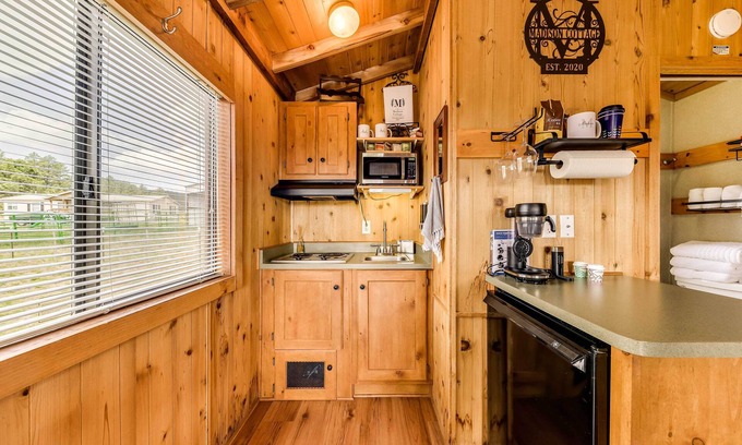 Mayhill Apartment | Mayhill Tiny Home Vacation Rental w/Covered Porch