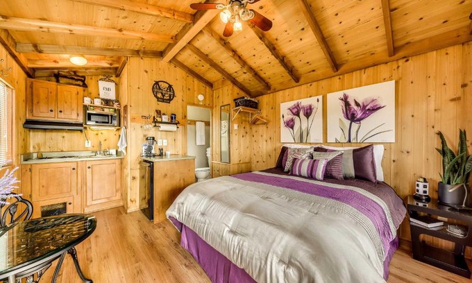 Mayhill Apartment | Mayhill Tiny Home Vacation Rental with Covered Porch